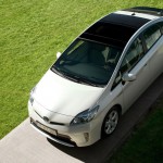 Toyota_Prius_2012_00