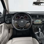 Volkswagen_Golf_VII_03