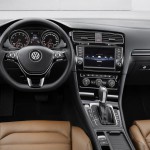 Volkswagen_Golf_VII_13