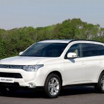 Mitsubishi_Outlander_III_11