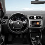 Volkswagen_Polo_2014_05