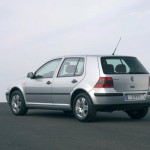 Volkswagen_Golf_IV_1997_04