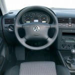 Volkswagen_Golf_IV_1997_interier