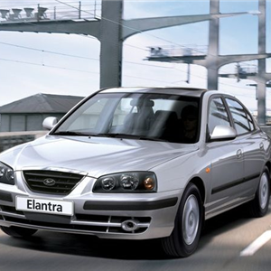Hyundai-Elantra_2004.jpg