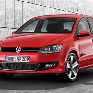 Volkswagen_Polo_2010.jpg